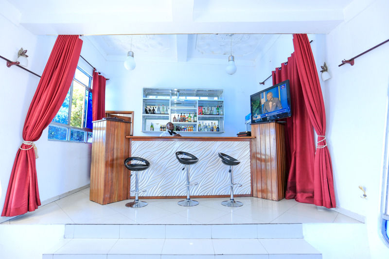 Cap Kivu Hotel Goma Luaran gambar